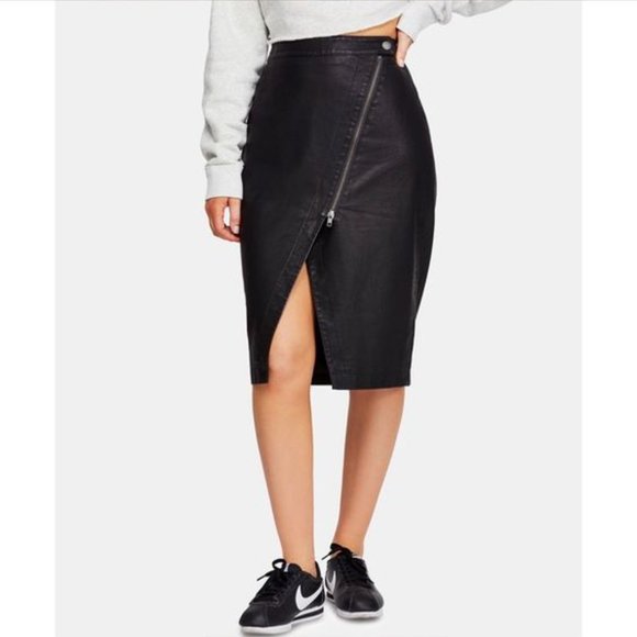 NWT! Free People Faux Leather Wrap Skirt (Size 12) - Picture 2 of 7